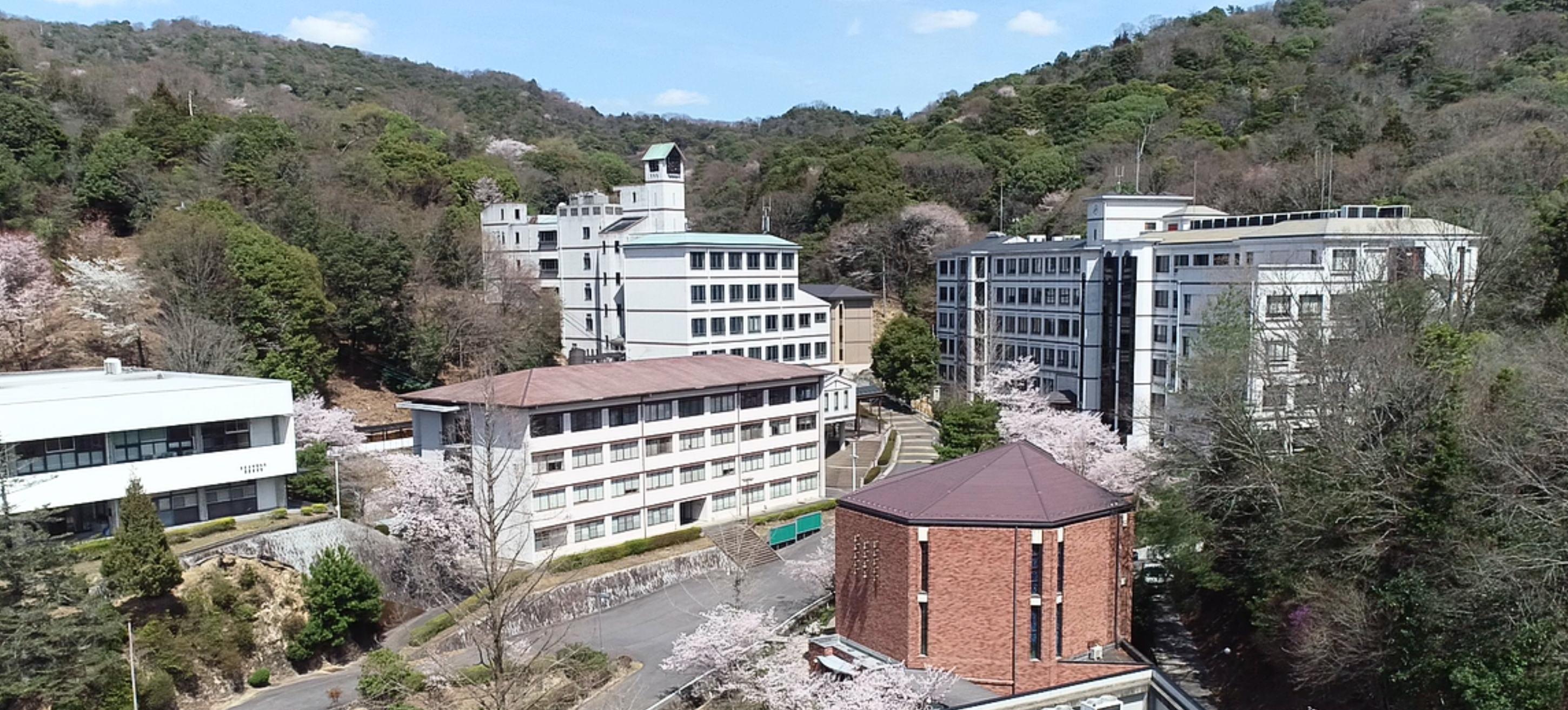 広島女学院大学